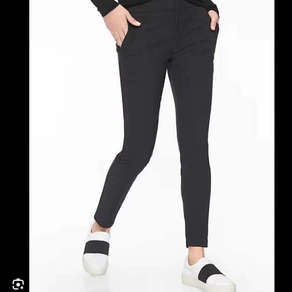 Athleta Pants - A Athleta Wander Stash Skinny Pant Black Size 8